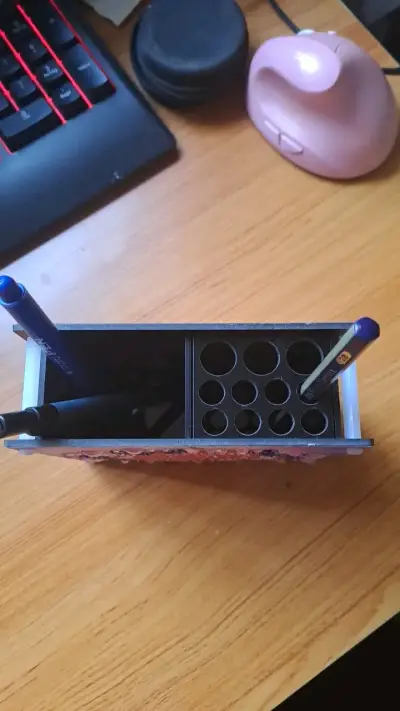 Organizador de escritorio con diseño floral - miniatura 2