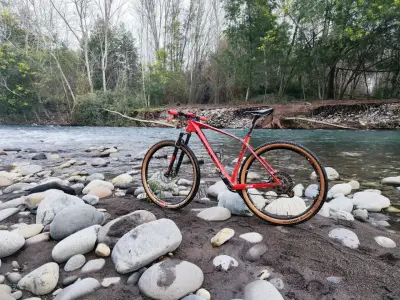 Vendo o permuto  MTB Ghost Lector carbono talla L - miniatura 1