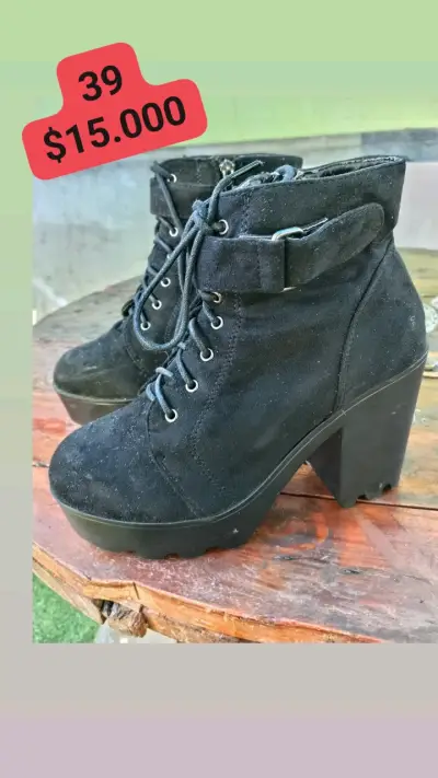 Botines negros con plataforma talla 39 - miniatura 1