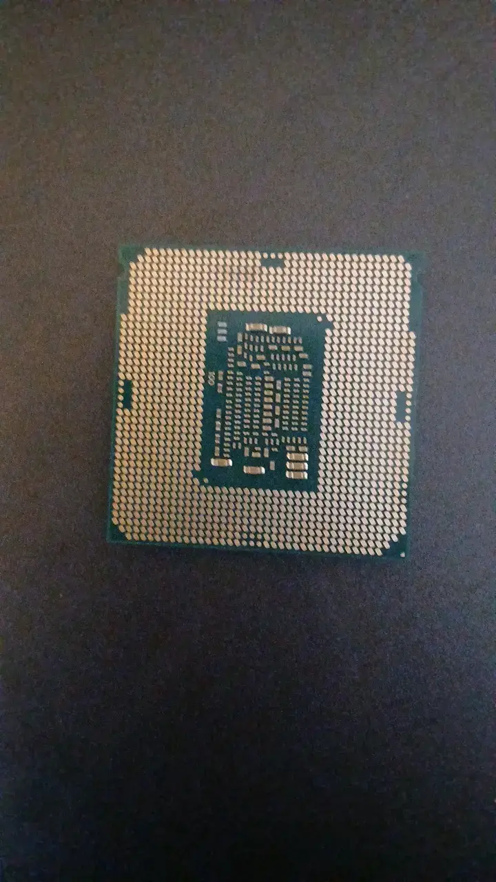 Procesador Intel Core i3-8100 3.6GHz - 2