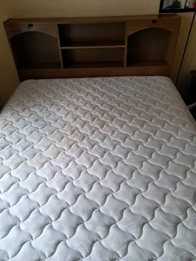 Cama matrimonial + colchón y cabecera con luces - miniatura 2