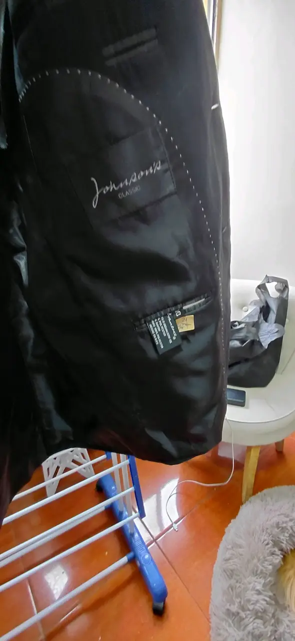 Elegante blazer negro para hombre,con pantalón - 3