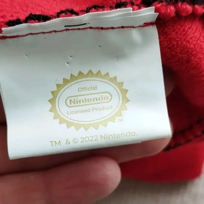 Gorro de lana Nintendo Bowser negro y rojo - 4