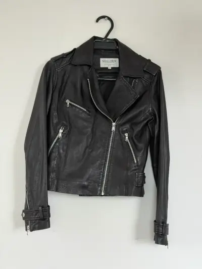 Chaqueta de cuero negra Saville Row para mujer - miniatura 1