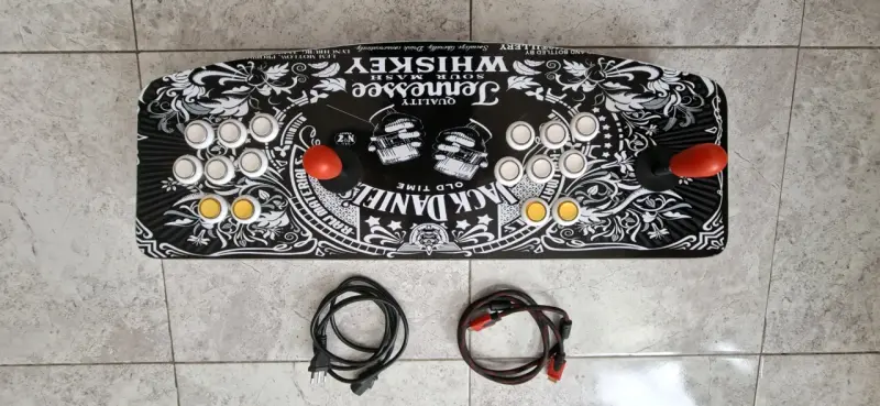 Máquina arcade temática Jack Daniel's con controles dobles - 3
