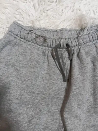 Pantalones deportivos grises Nike para hombre - miniatura 2