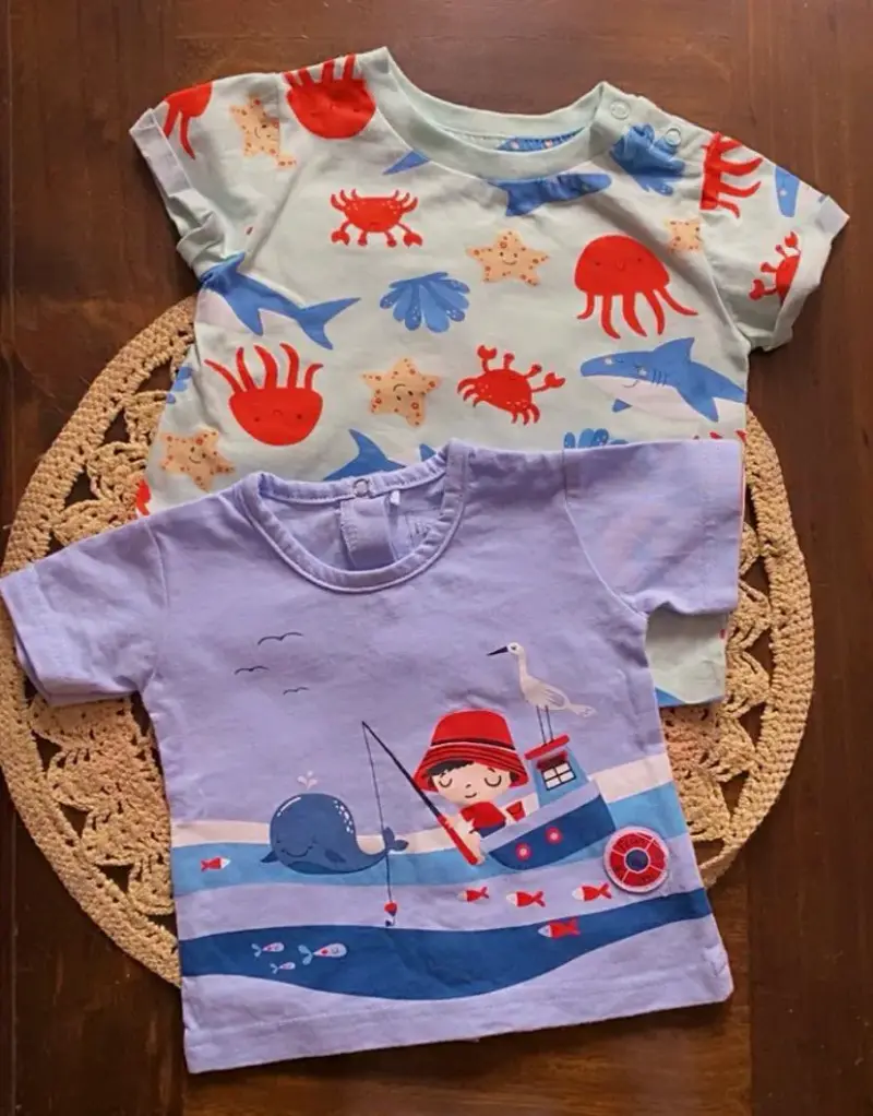 Conjunto de ropa infantil con estampados divertidos - 2
