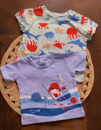 Conjunto de ropa infantil con estampados divertidos - miniatura 2