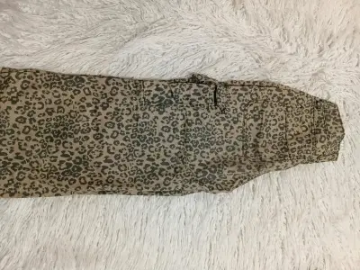 Pantalones cargo estampado leopardo Clastor Teen - miniatura 3