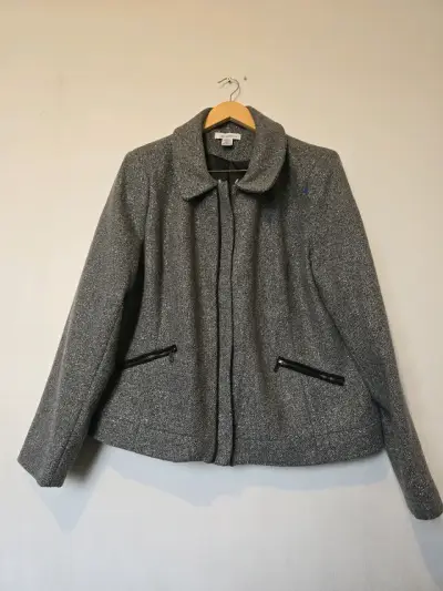 Chaqueta gris con cuello desmontable Liz Claiborne - miniatura 1