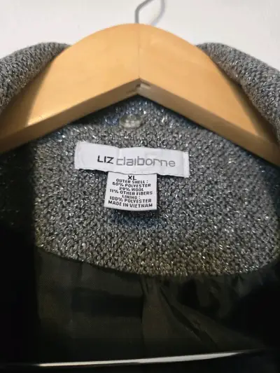 Chaqueta gris con cuello desmontable Liz Claiborne - miniatura 4