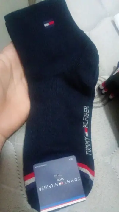 Calcetines Tommy Hilfiger negros y azul marino - miniatura 2