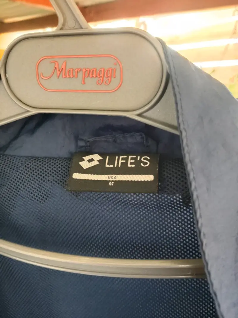 Chaqueta deportiva azul, detalles tricolor Life's - 2