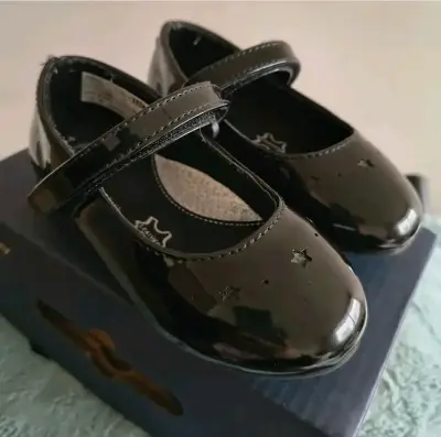 Zapatos de charol negros para niña Colloky - miniatura 1