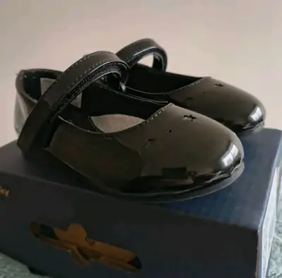 Zapatos de charol negros para niña Colloky - miniatura 4