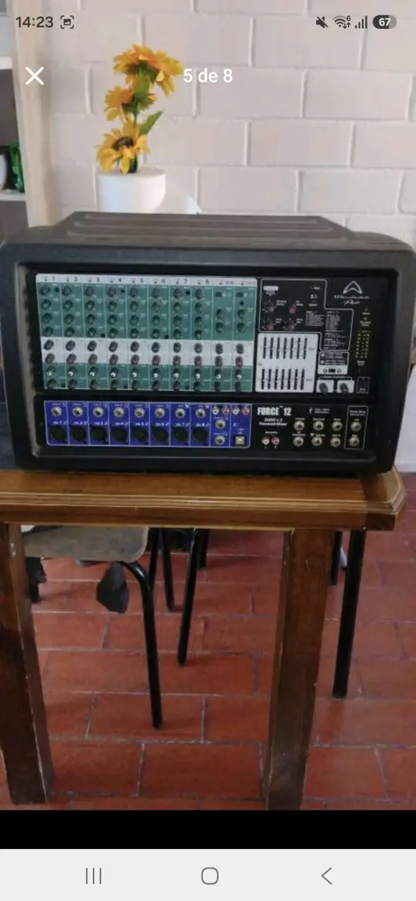 Parlante SoundTech con mezclador Force 12 - 3
