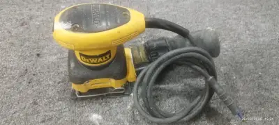 Lijadora orbital DeWalt D26441-B2 - miniatura 1