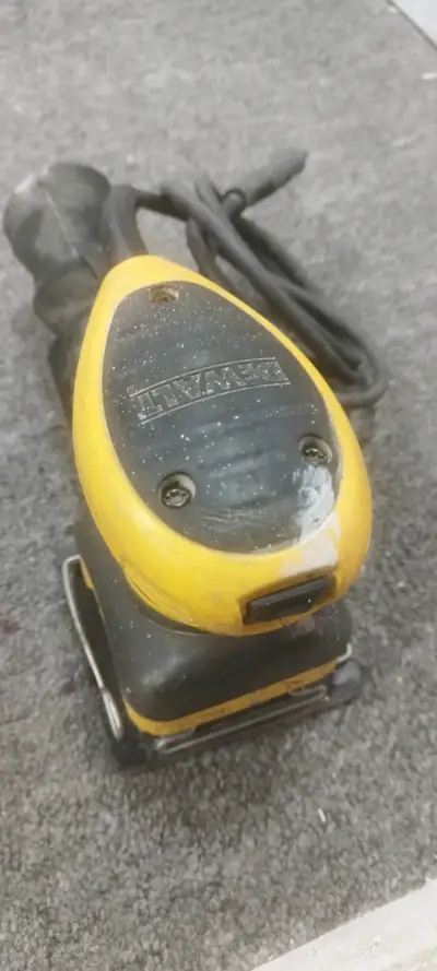 Lijadora orbital DeWalt D26441-B2 - miniatura 2