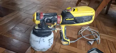 Pistola de pintura Wagner eléctrica usada - miniatura 3