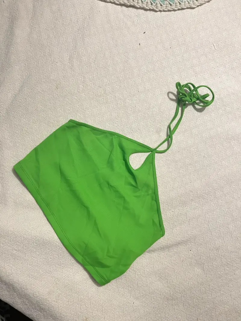 Top verde halter de Zara para mujer - 2