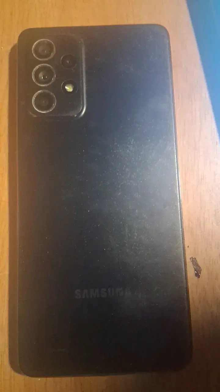 Smartphone Samsung Galaxy A52 en buen estado - 2