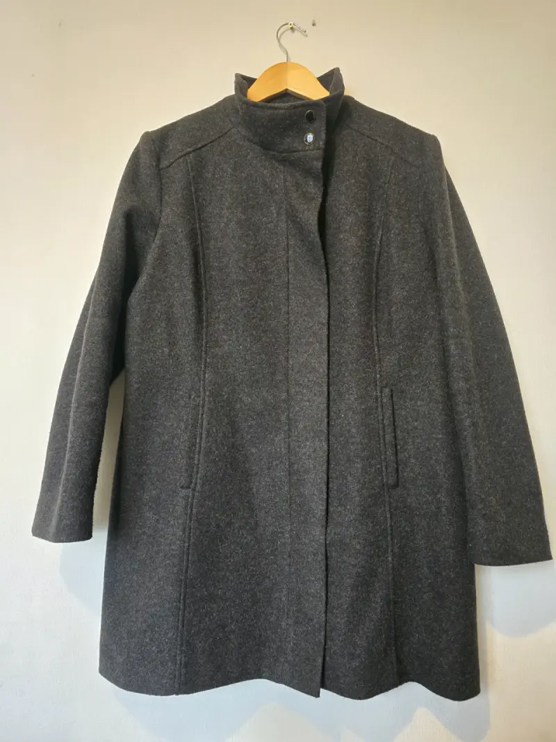Abrigo gris oscuro para mujer talla 46 - 1