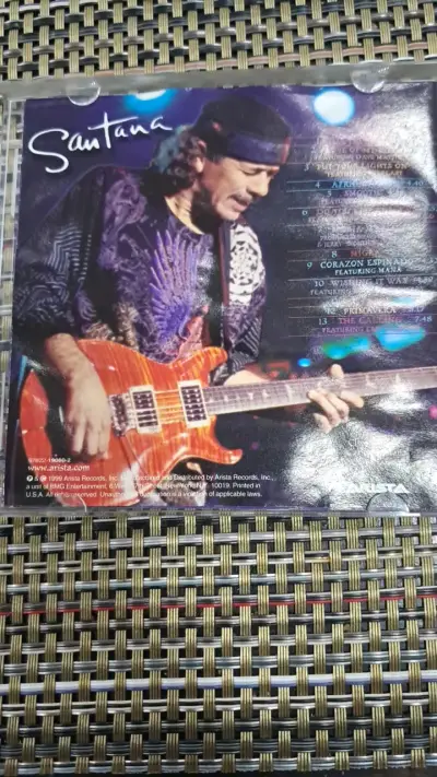 CD Santana Supernatural en buen estado - miniatura 2
