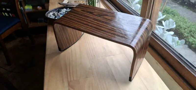 Banco de madera ergonómico para meditación - 2