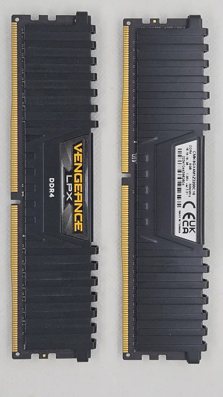 Memoria RAM Corsair Vengeance LPX DDR4 16GB - 2