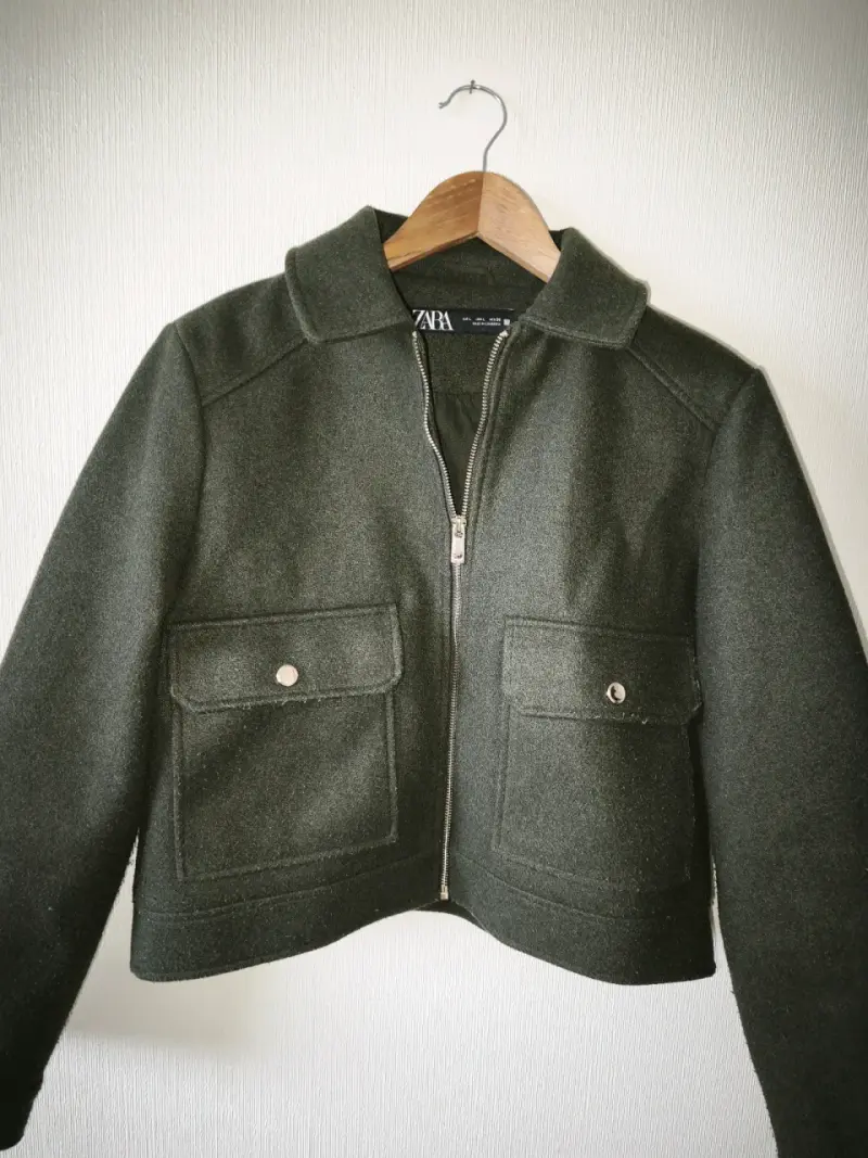 Chaqueta verde militar Zara