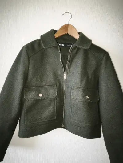 Chaqueta verde militar Zara - miniatura 1