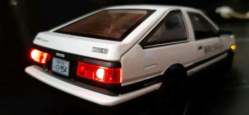 Toyota Trueno AE86 con luces y sonido - 2
