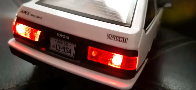 Toyota Trueno AE86 con luces y sonido - 4