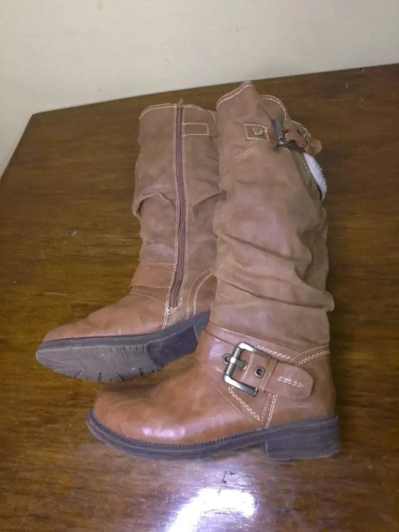 Botas de cuero marrón con hebillas - 3