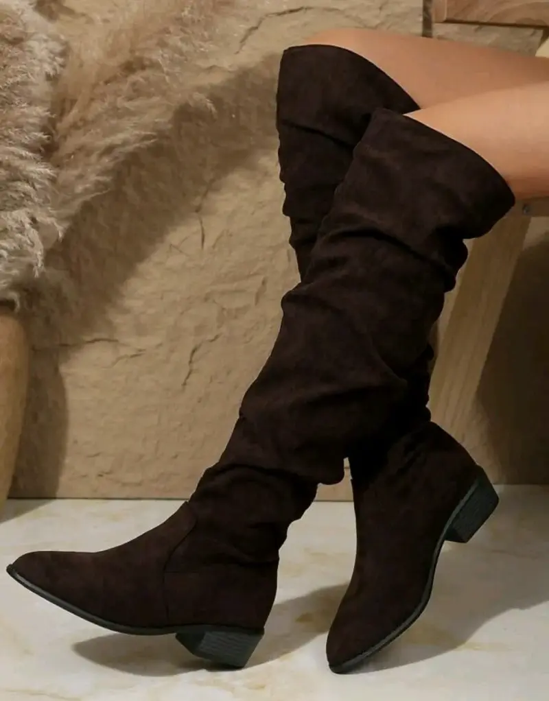 Botas altas de gamuza marrón para mujer - 1