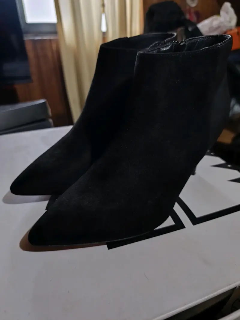Botines de tacón negro elegantes - 5
