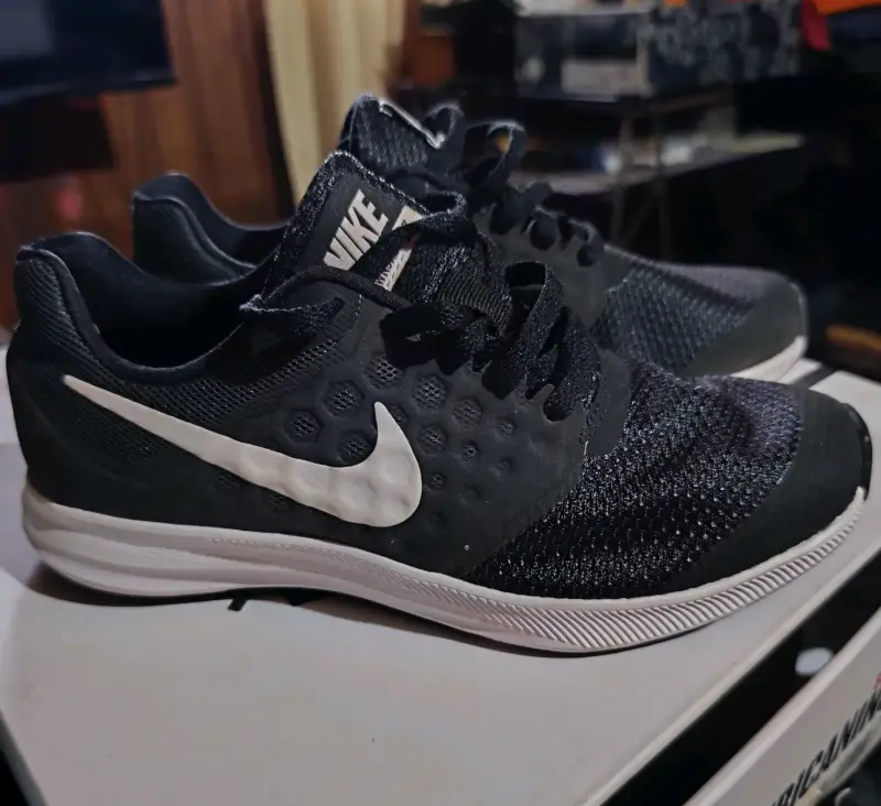 Zapatillas deportivas Nike negras - 1