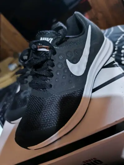 Zapatillas deportivas Nike negras - miniatura 3