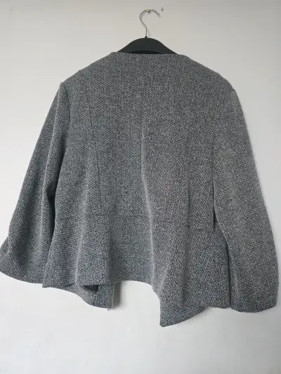 Blazer gris para mujer marca Maurices talla XL - miniatura 2