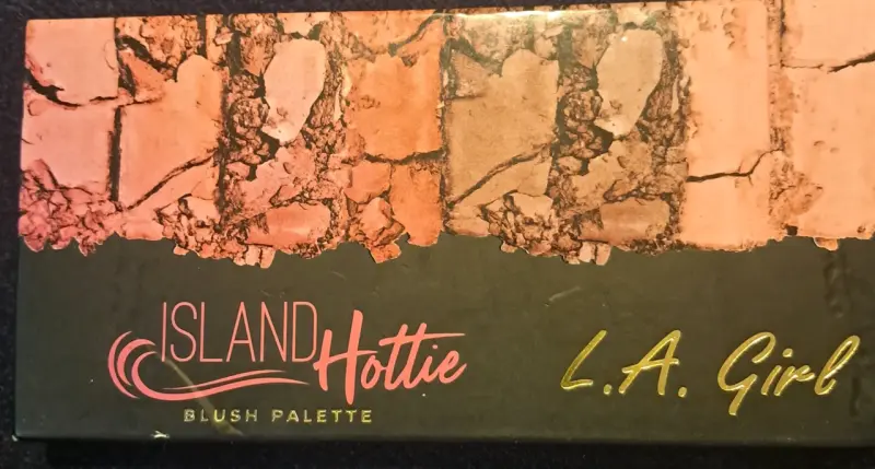 Paleta de rubores L.A. Girl Island Hottie - 2