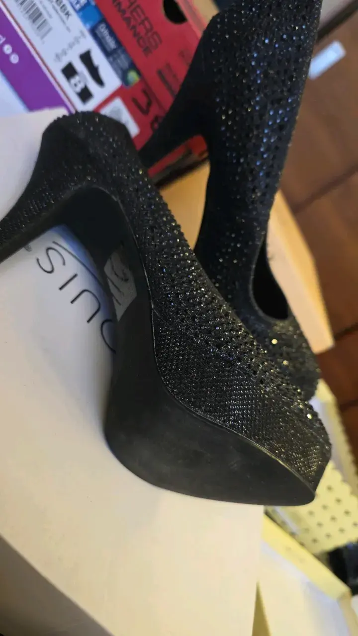Zapatos de Tacón Alto con Brillos Negros - 5