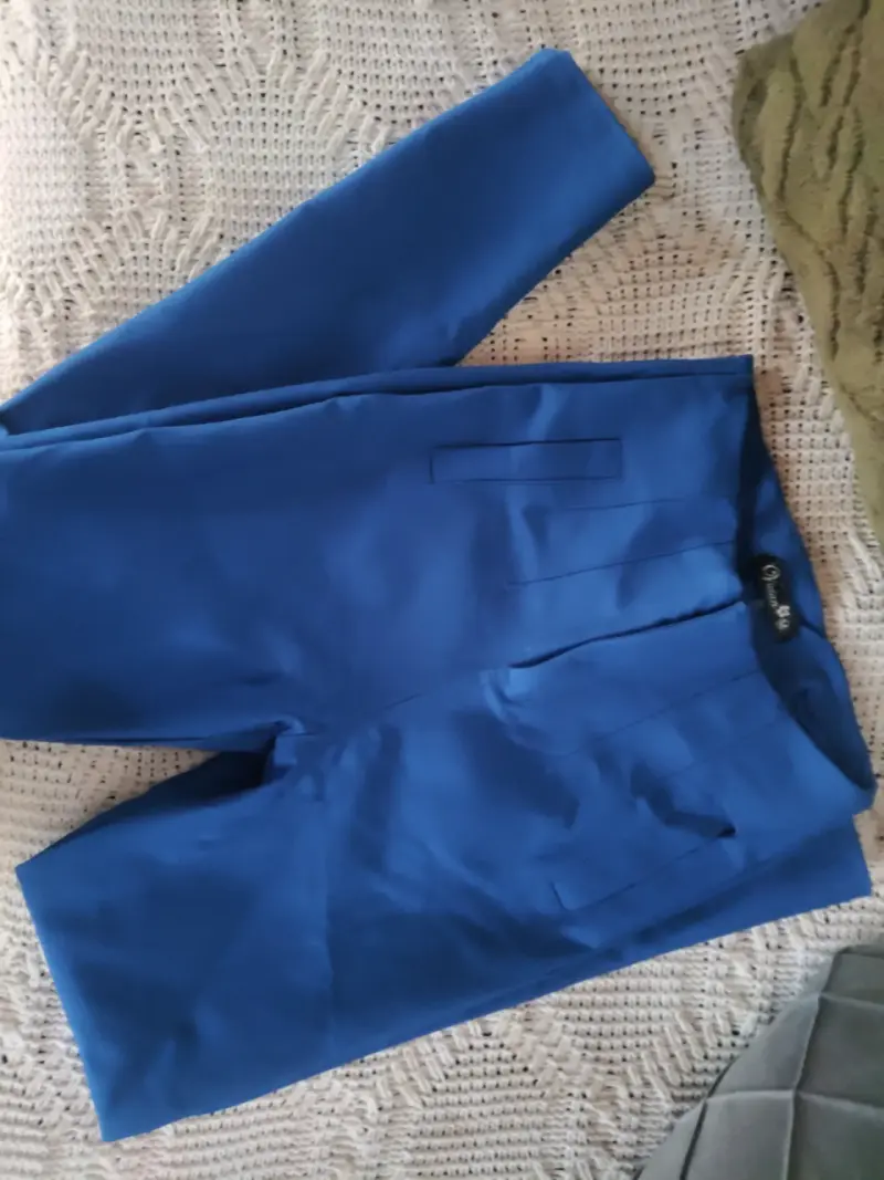 Pantalón corte alto casual strech mujer