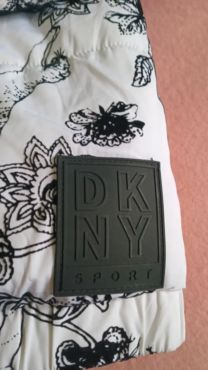 Chaqueta acolchada floral DKNY Sport - 3
