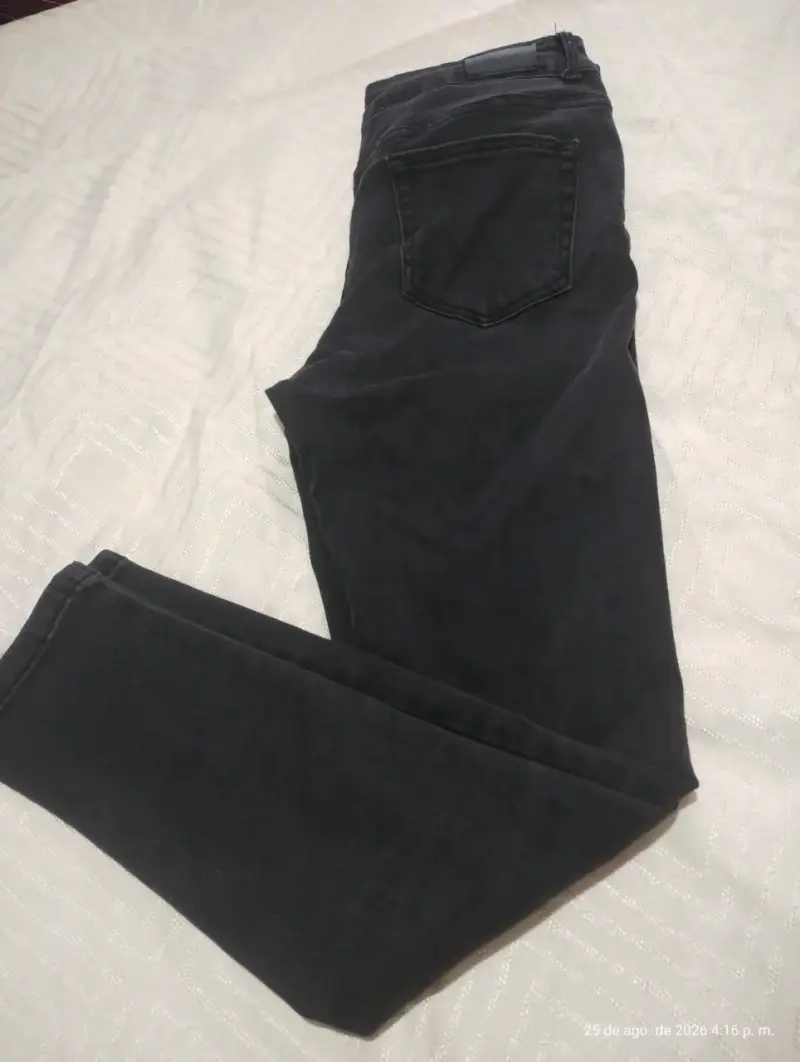 Jeans negros rasgados para hombre talla 40 - 3