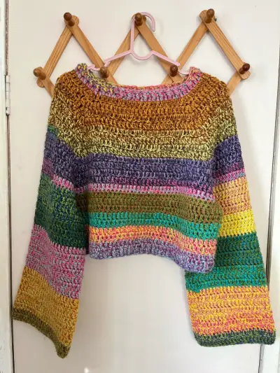 Suéter tejido a crochet multicolor para mujer - miniatura 1