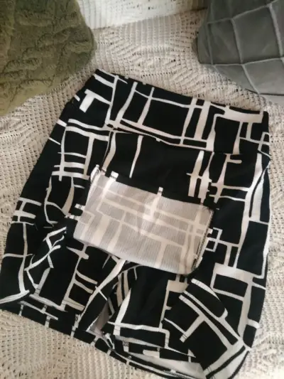 Faldas con short debajo tela peruana - miniatura 1