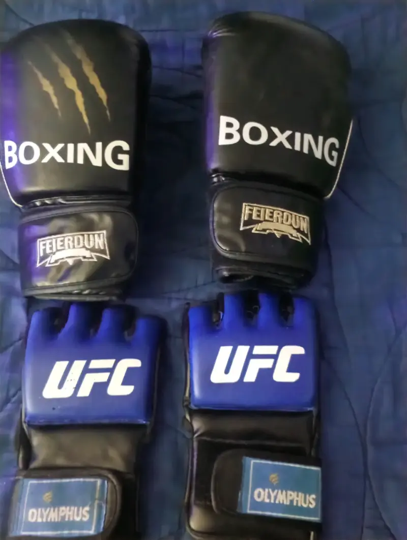 Set de Guantes de Boxeo y MMA Feierdun y Olympus - 1