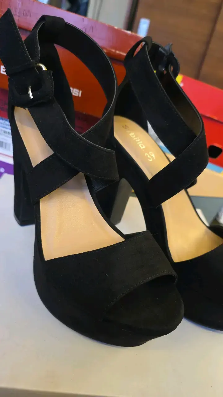 Sandalias de Tacón Alto Negras Elegantes - 2