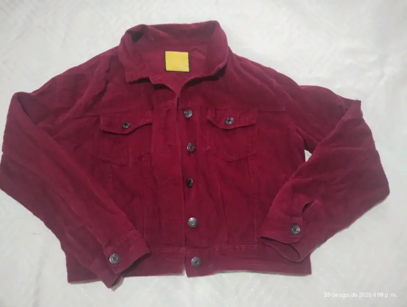 Chaqueta de cottele burdeo para mujer