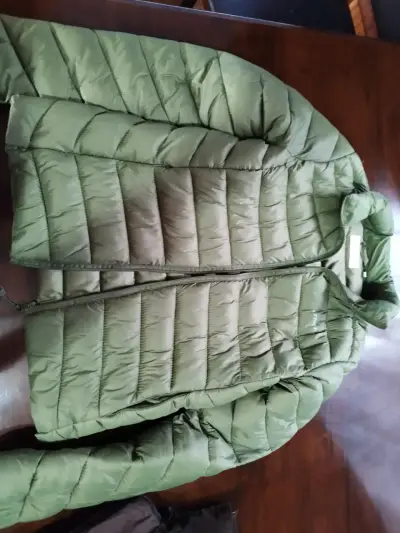 Chaqueta acolchada verde O'Neill para mujer. - miniatura 2